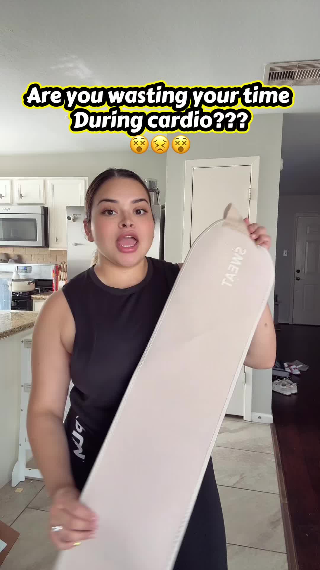 @elizabethyanira