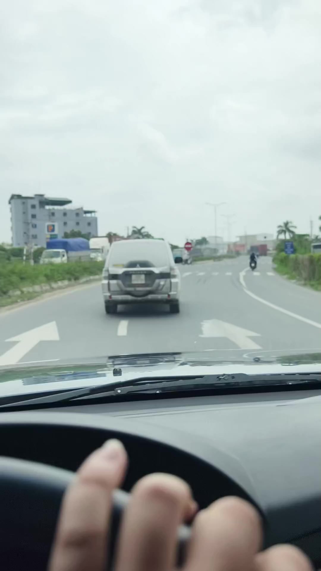@PAJERO V93 HƯNG Y&Ecirc;N