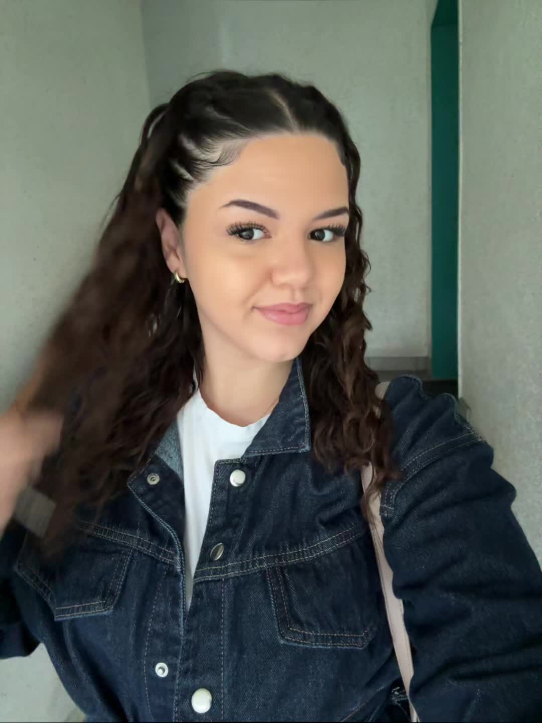 @🦋
