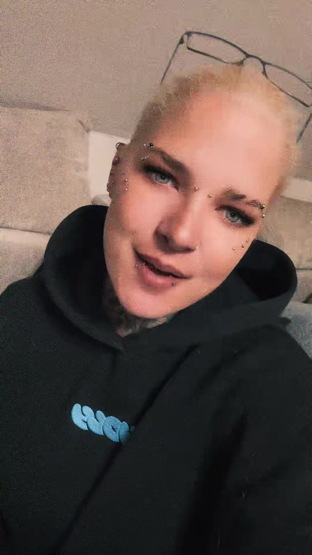 @🦋..𝓑𝓻𝓸𝓴𝓮𝓷_𝓢𝓸𝓾𝓵..🦋