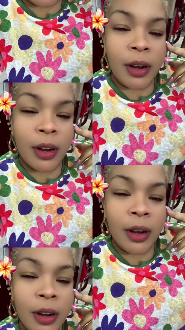@La viv&iacute;