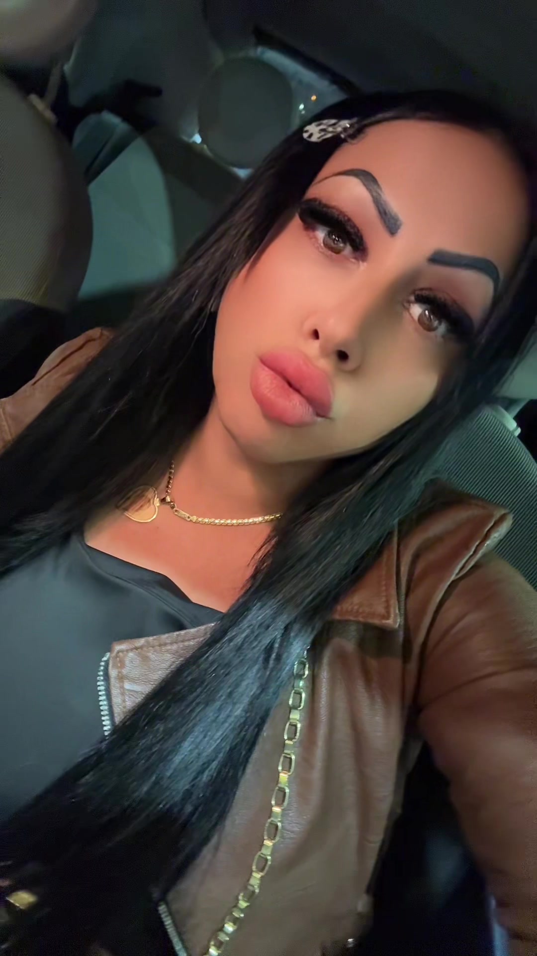 @𝓒𝓸𝓷𝓬𝔂 𝓜𝓲𝓬𝓱𝓲💘