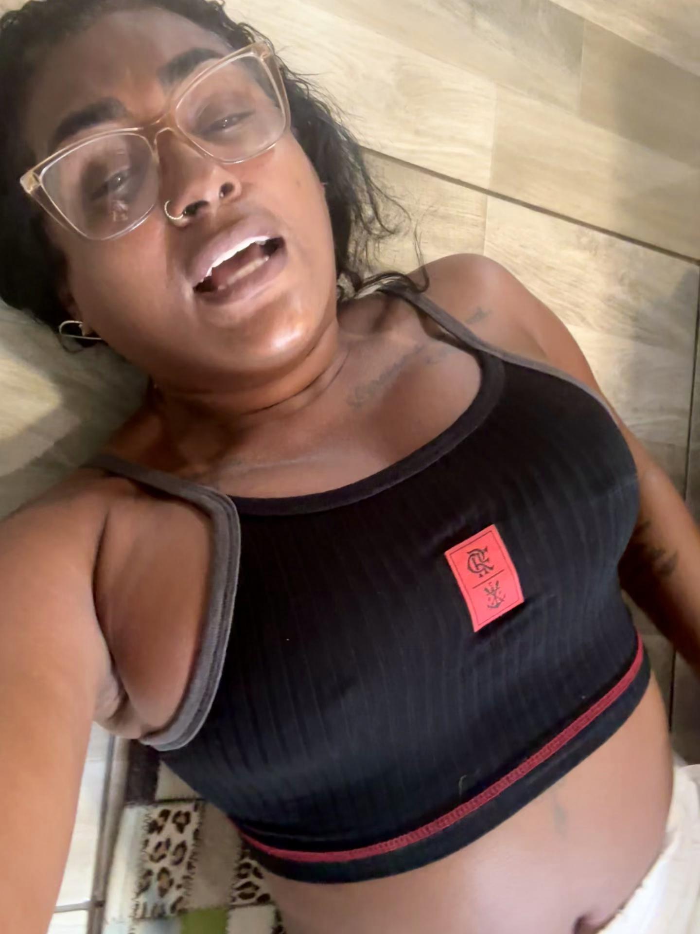 @vivifoguete2304