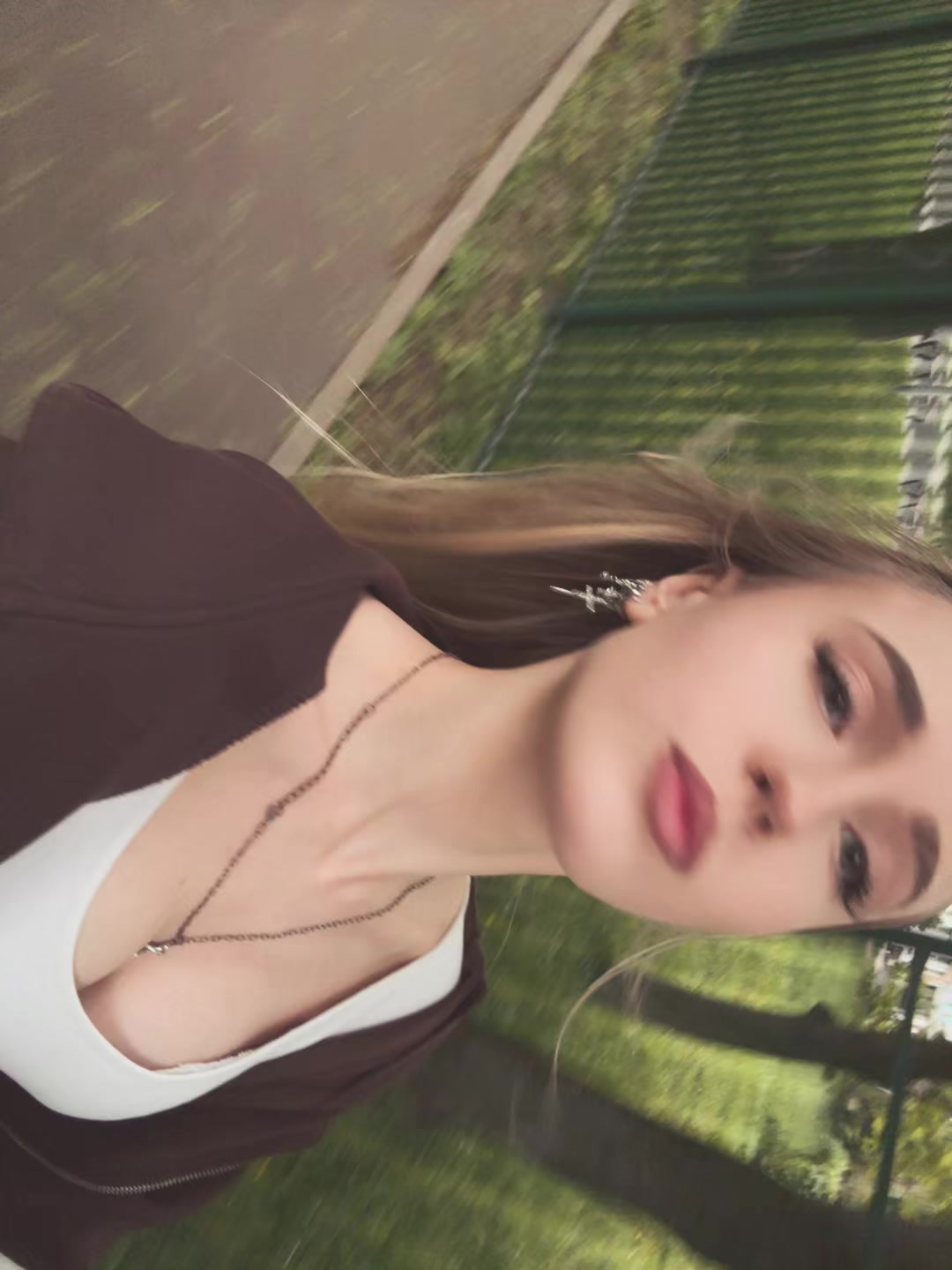 @stupidblondeeee