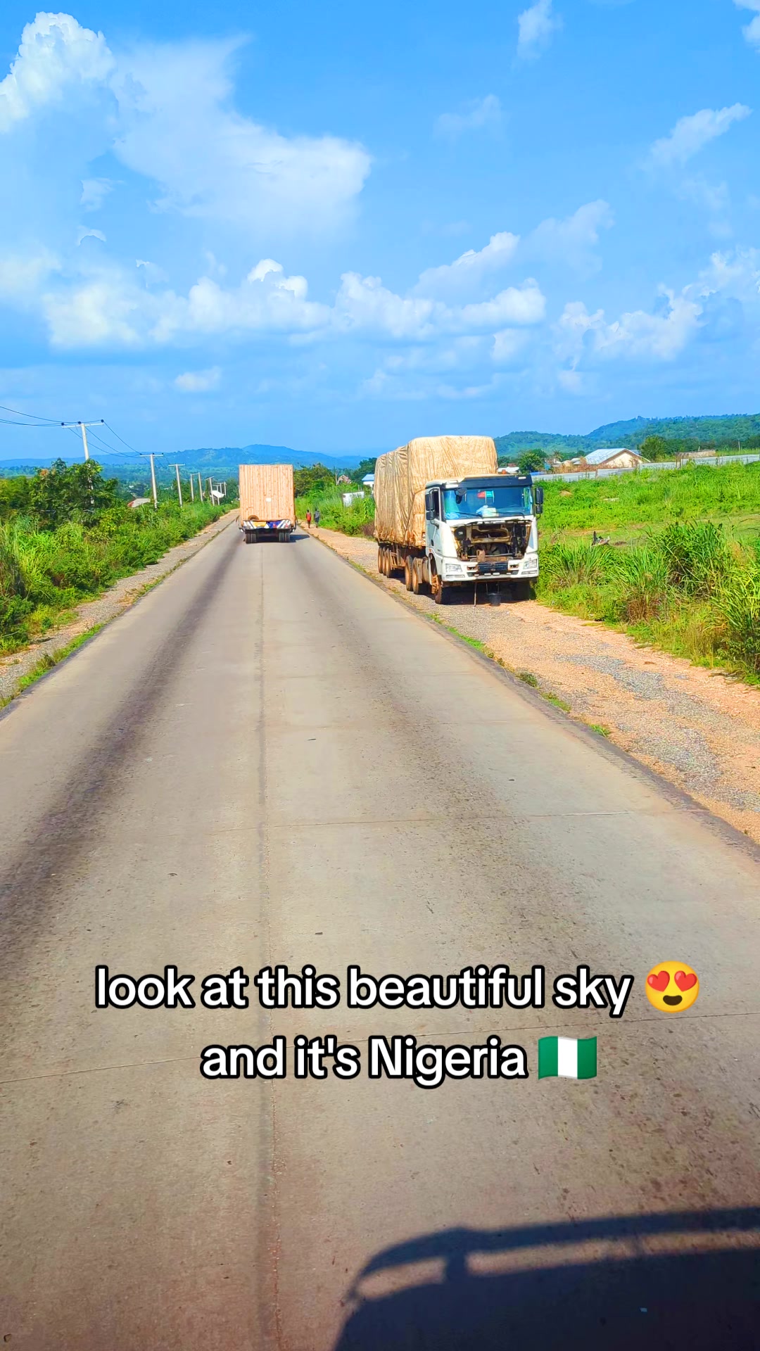 @(✰LAHIRA_BA LAUYA✰)