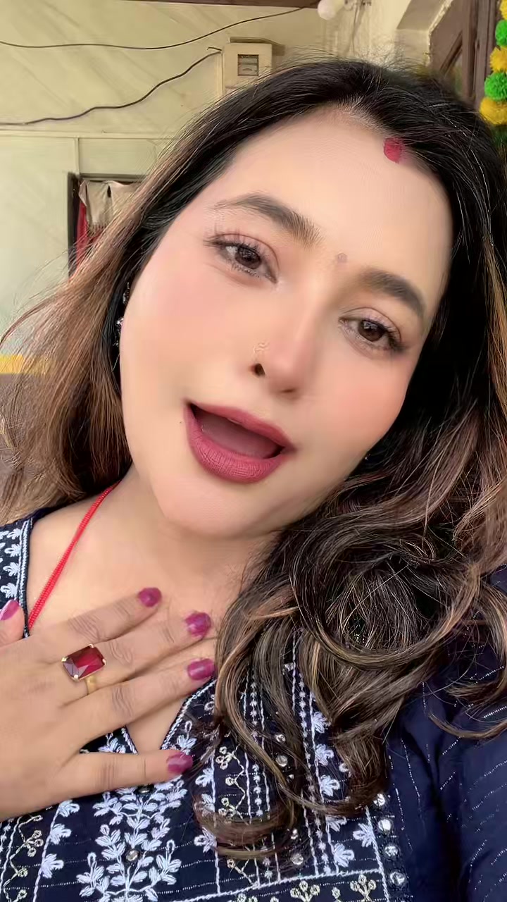 @🦋Dimple girl🦋