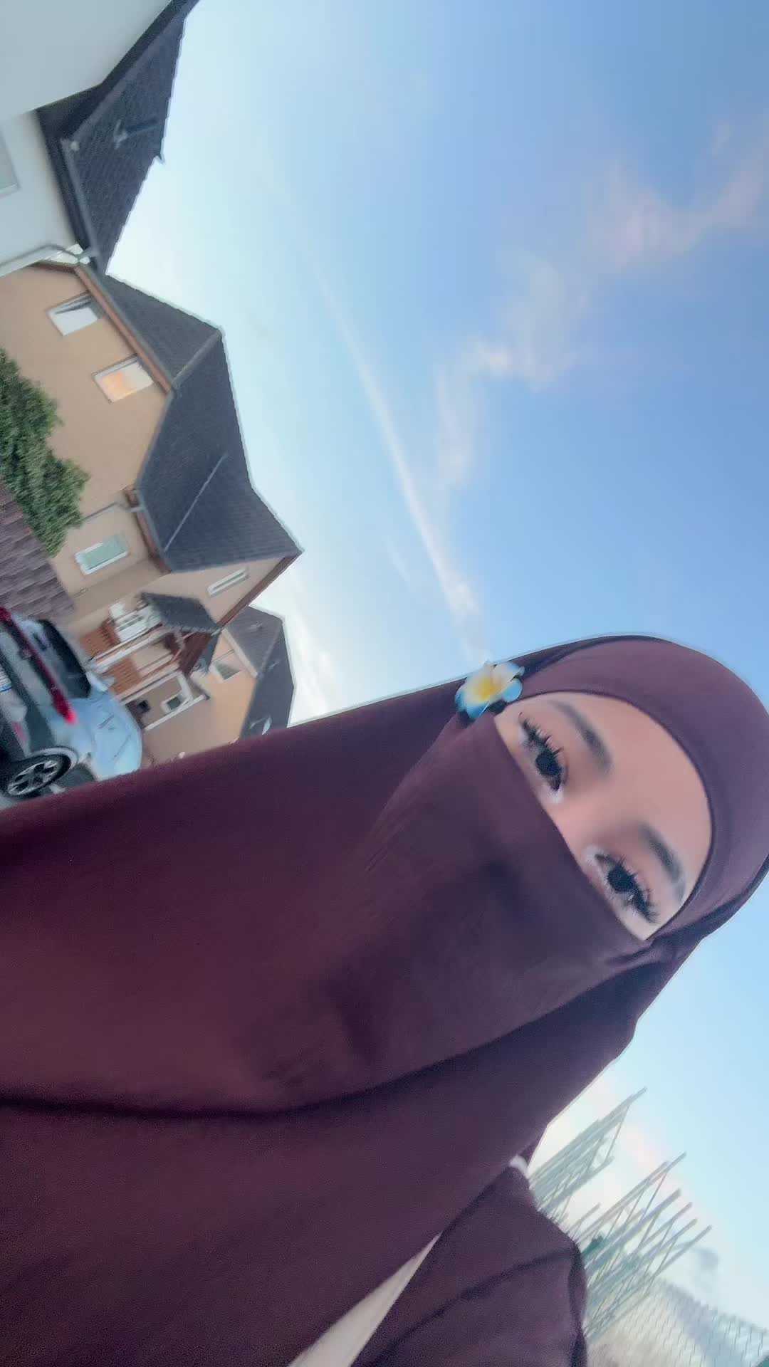 @M 🌸 H I