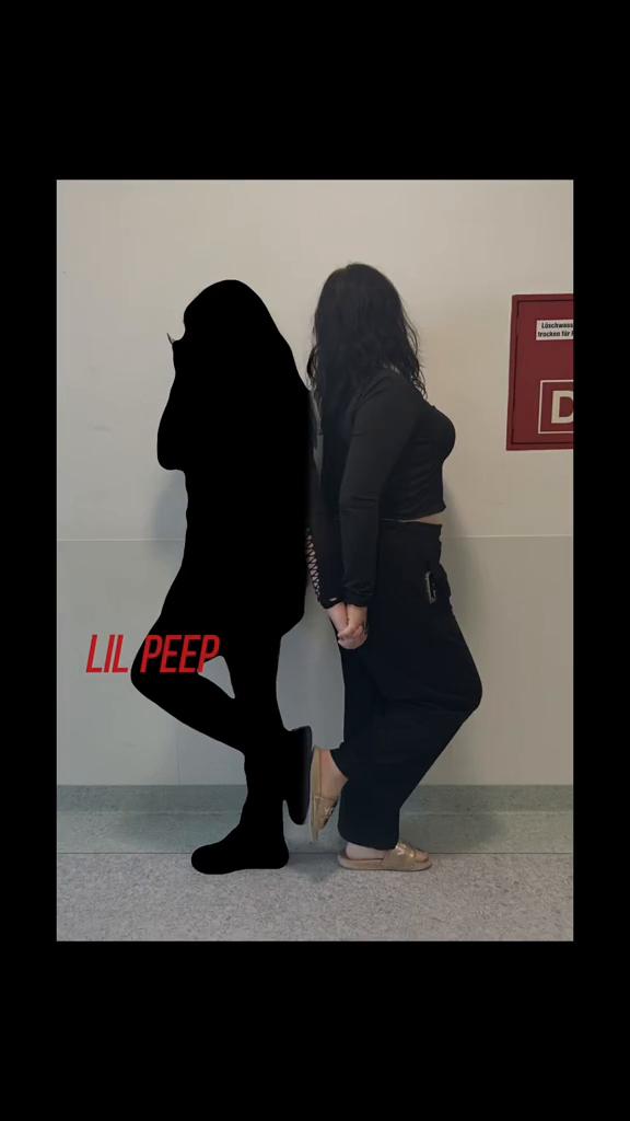 @⫘⫘𝙶𝚑𝚘𝚜𝚝 𝙶𝚒𝚛𝚕 ⫘⫘