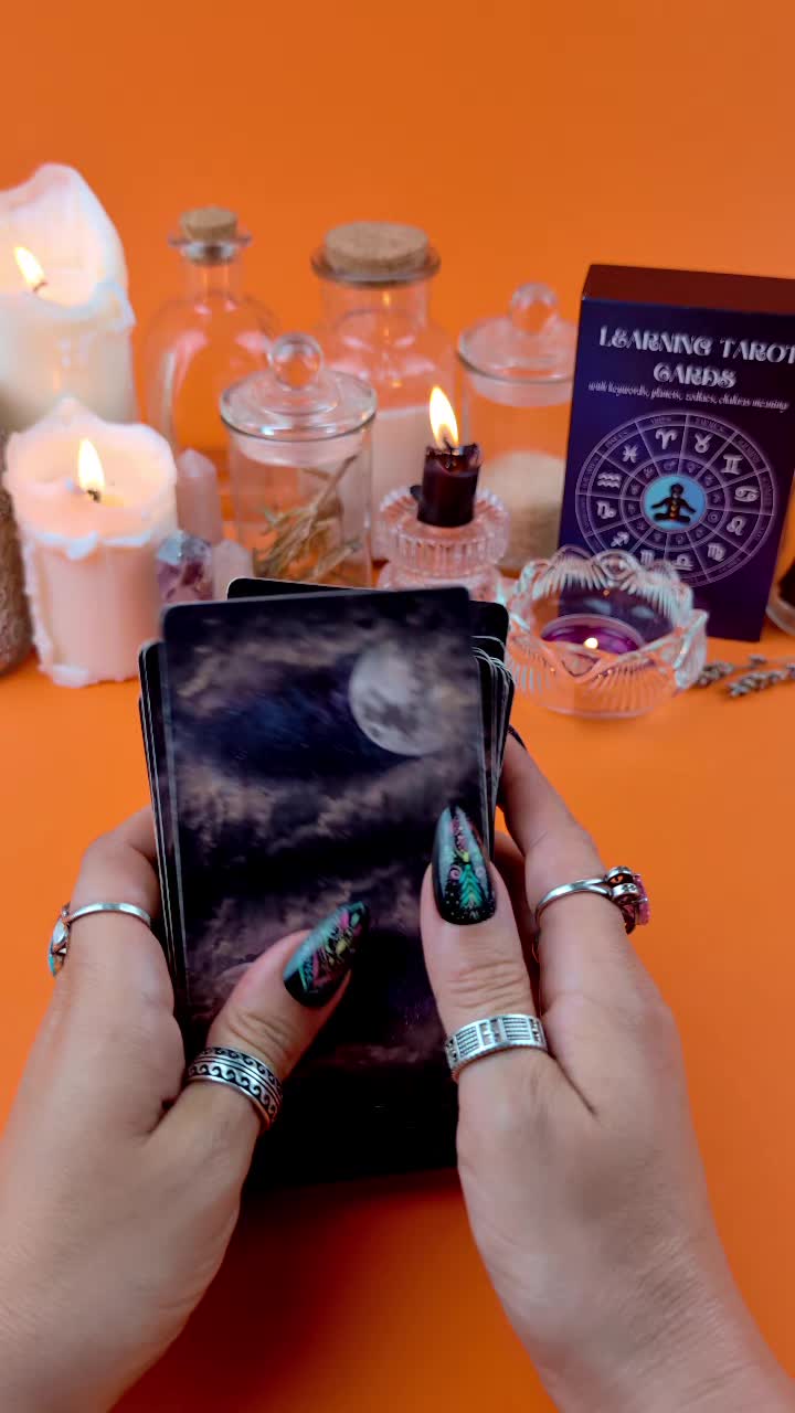@Witchy Cauldron Tarot