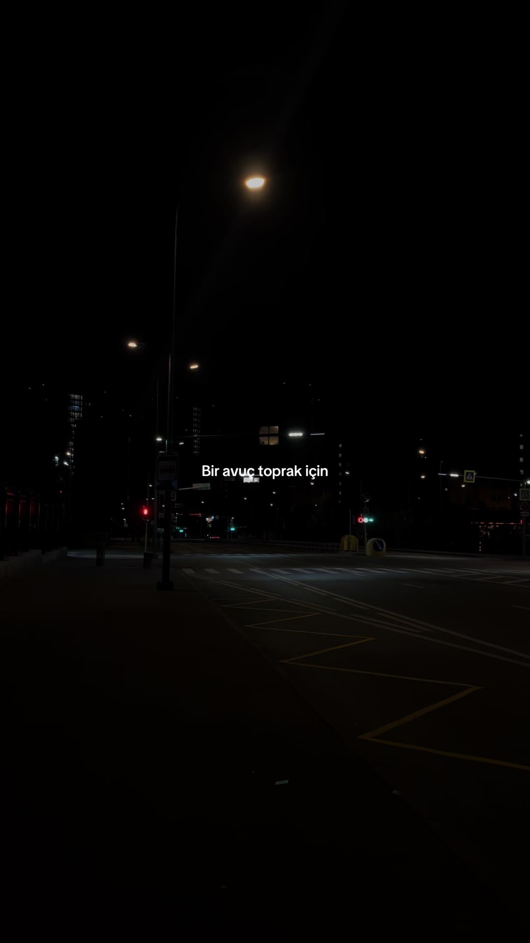 @𝓨.