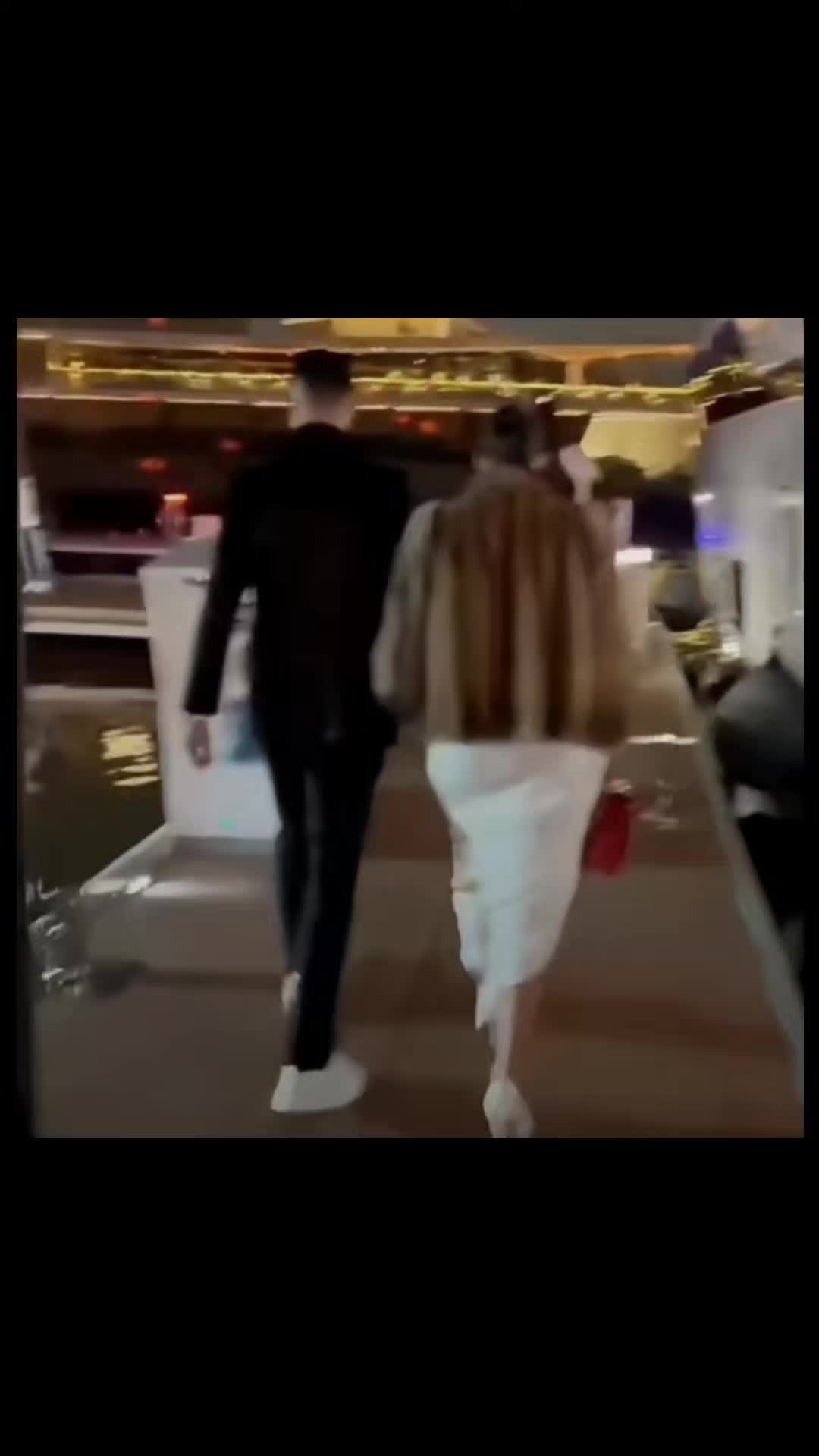 @𝐌𝐞𝐥𝐢