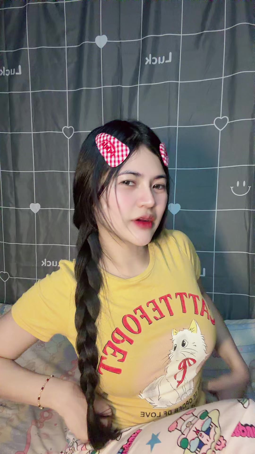 @รัชนก ศรีพลอย