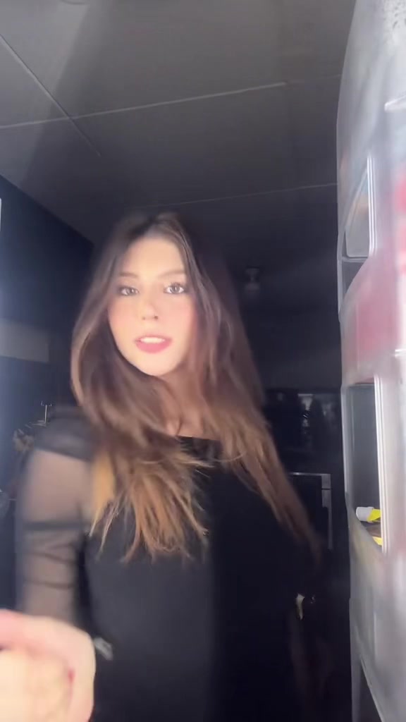 @ariana