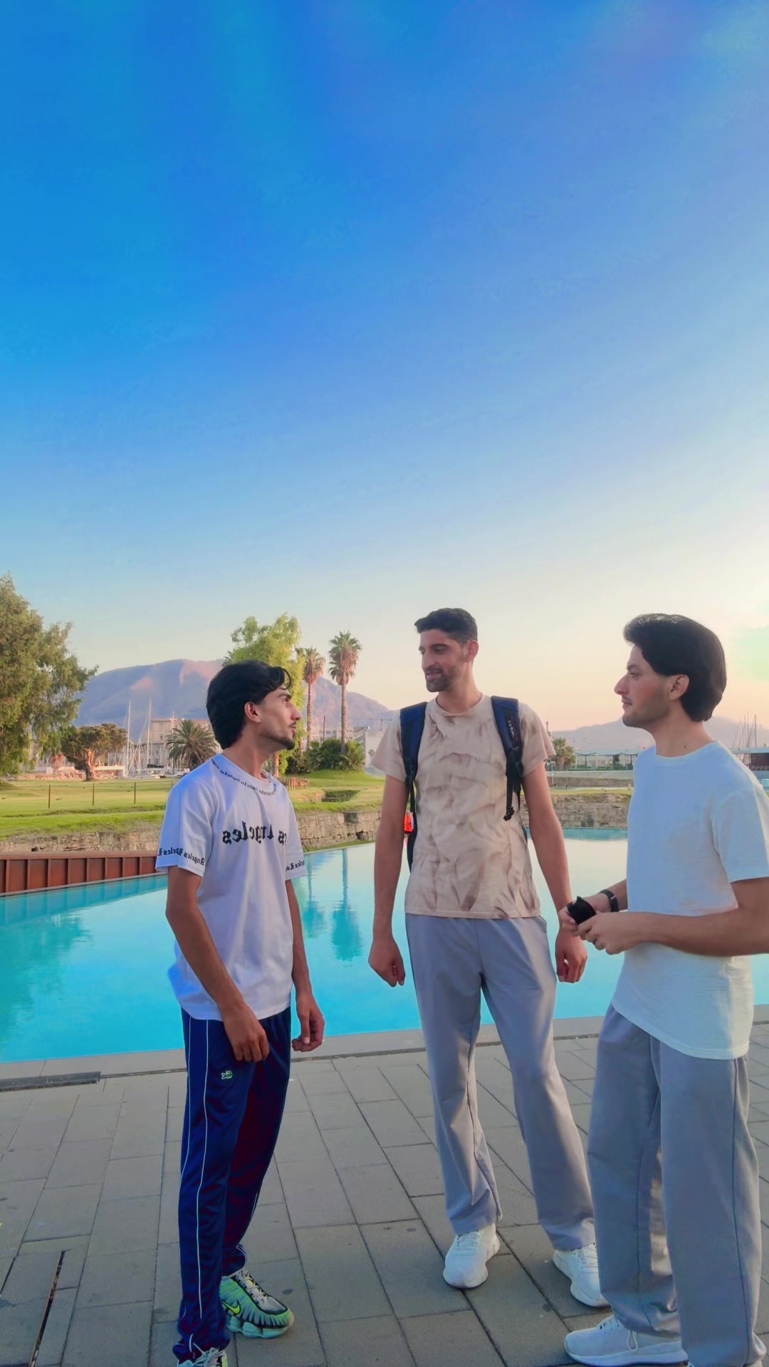 @🥝.MUNIR..🥝….🇮🇹
