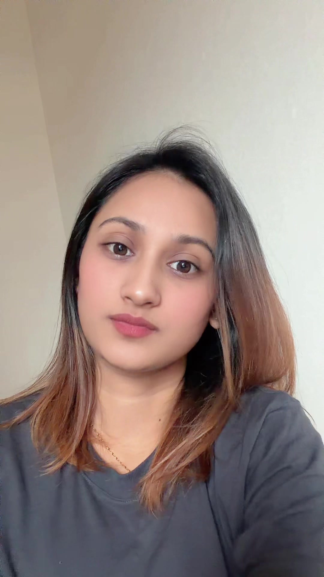 @Shristi🦋🫶