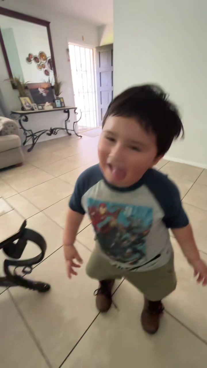 @ximena