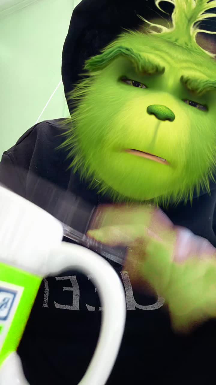 @Grinch.Queen.4LYF
