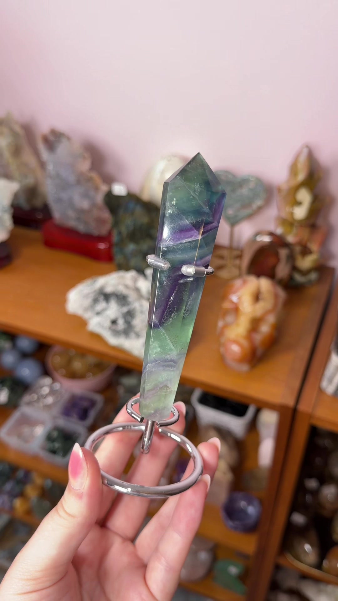 @beautiful aura crystals