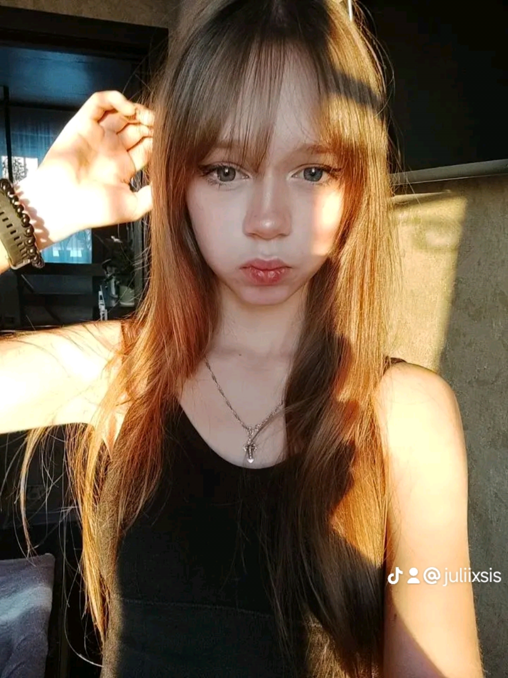 @julls