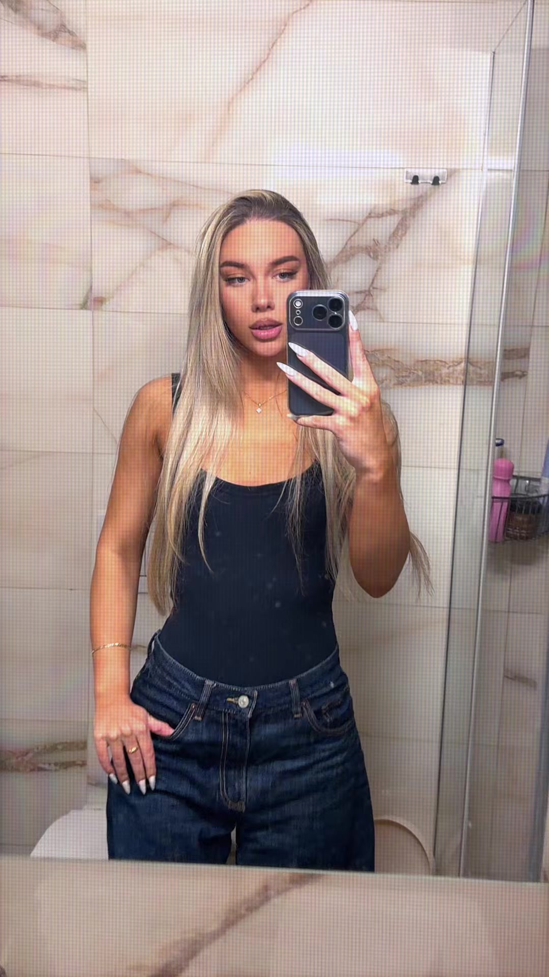 @Анђелина