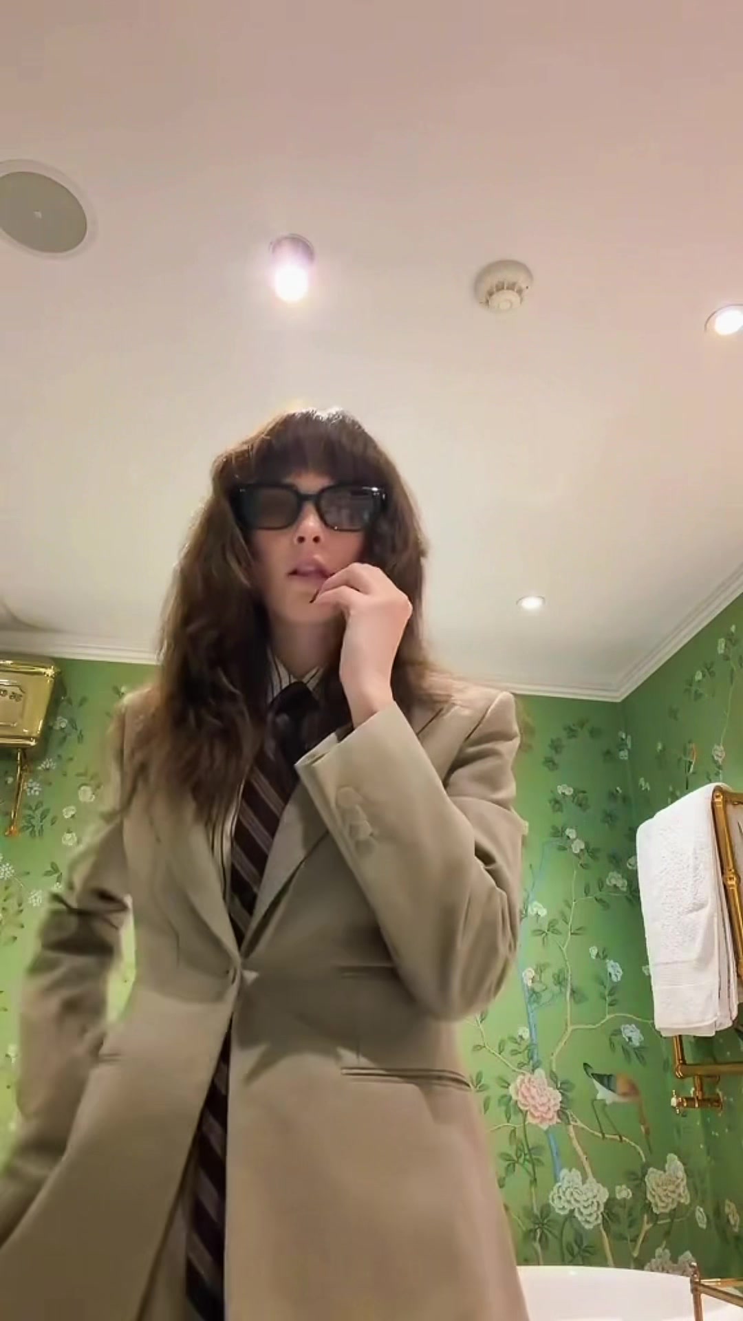 @Cara Delevingne