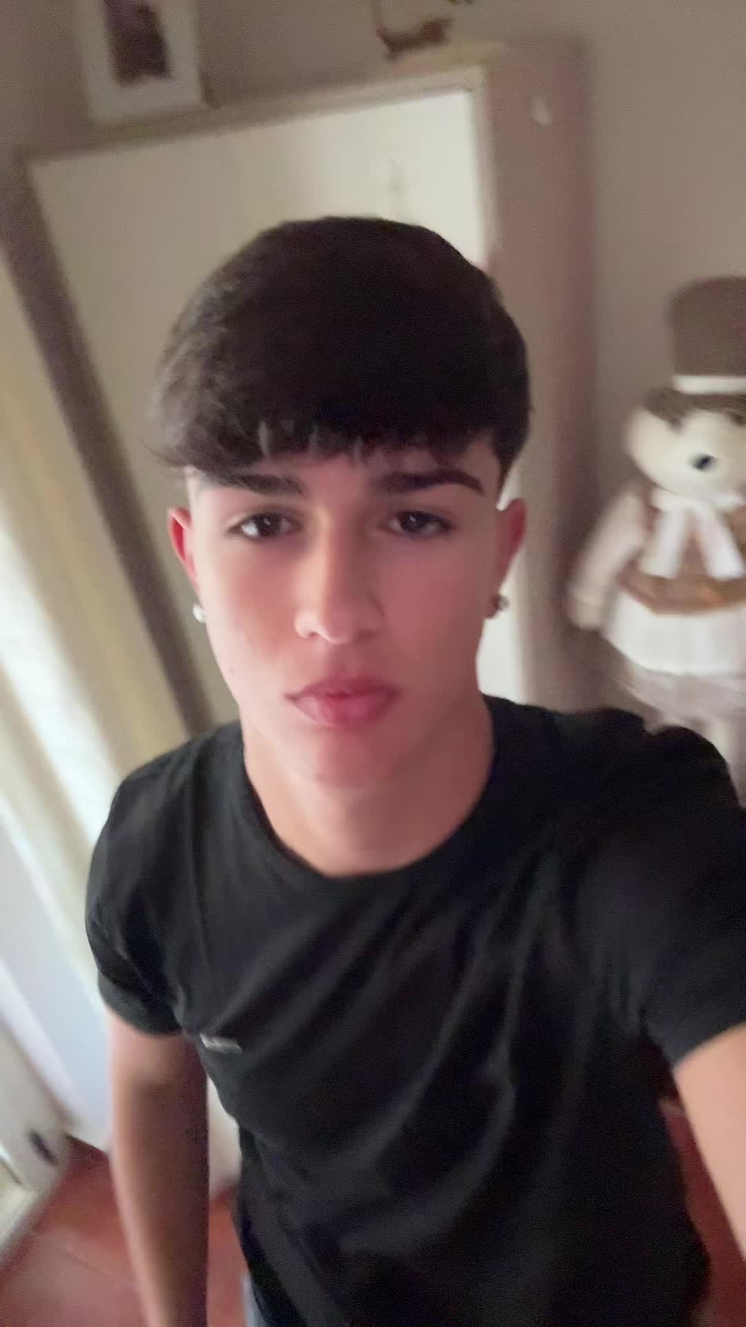 @Adriano.🧊