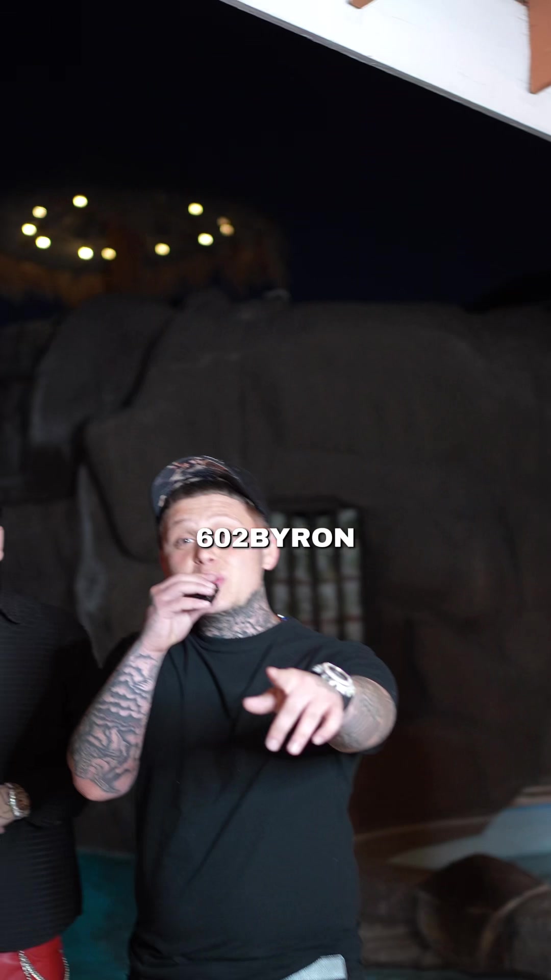 @B Y R O N