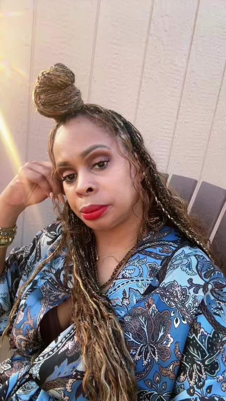 @I_am_A_Renea
