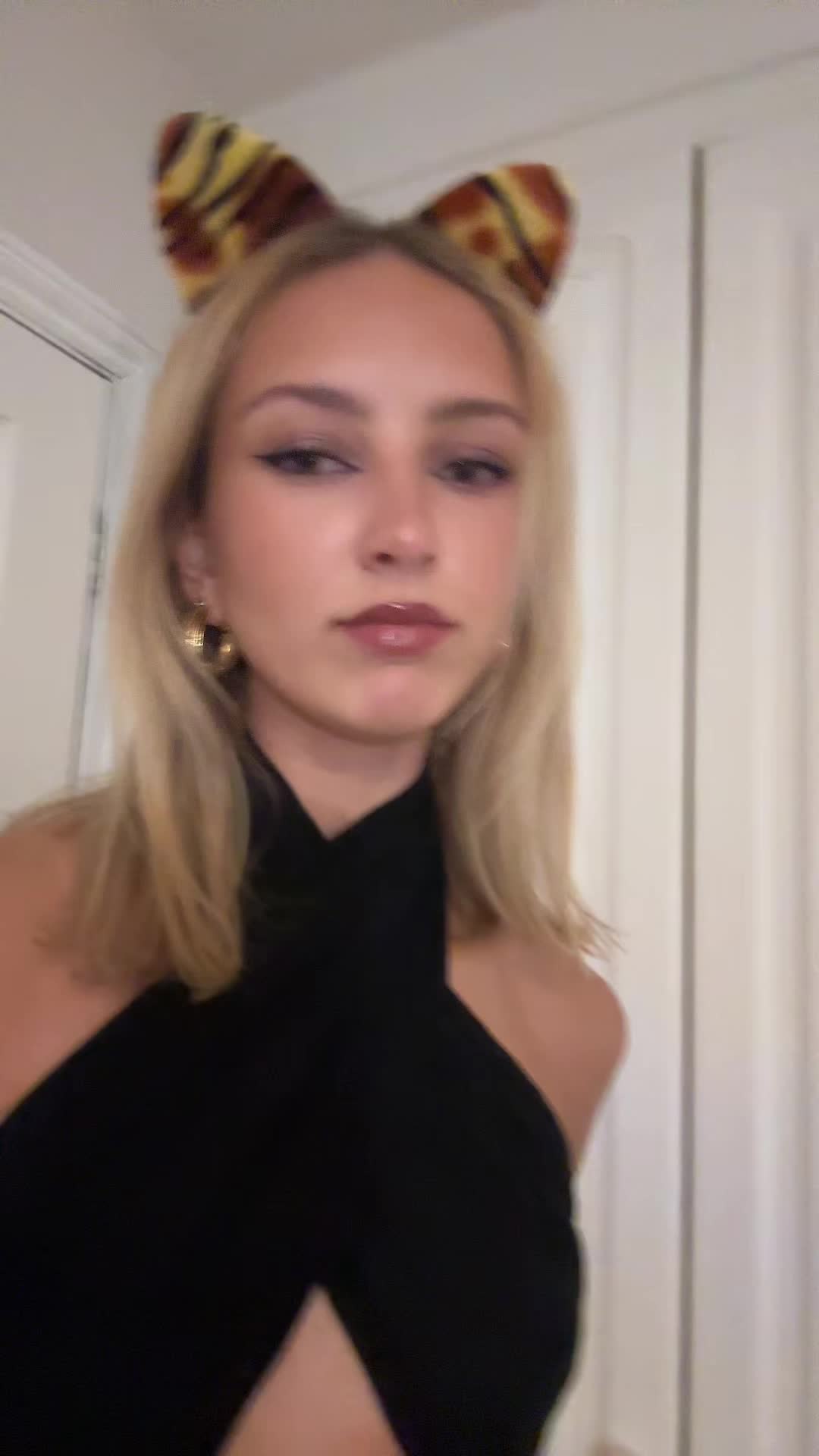 @Bon