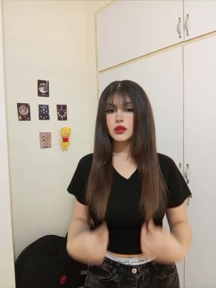 @theselenaw