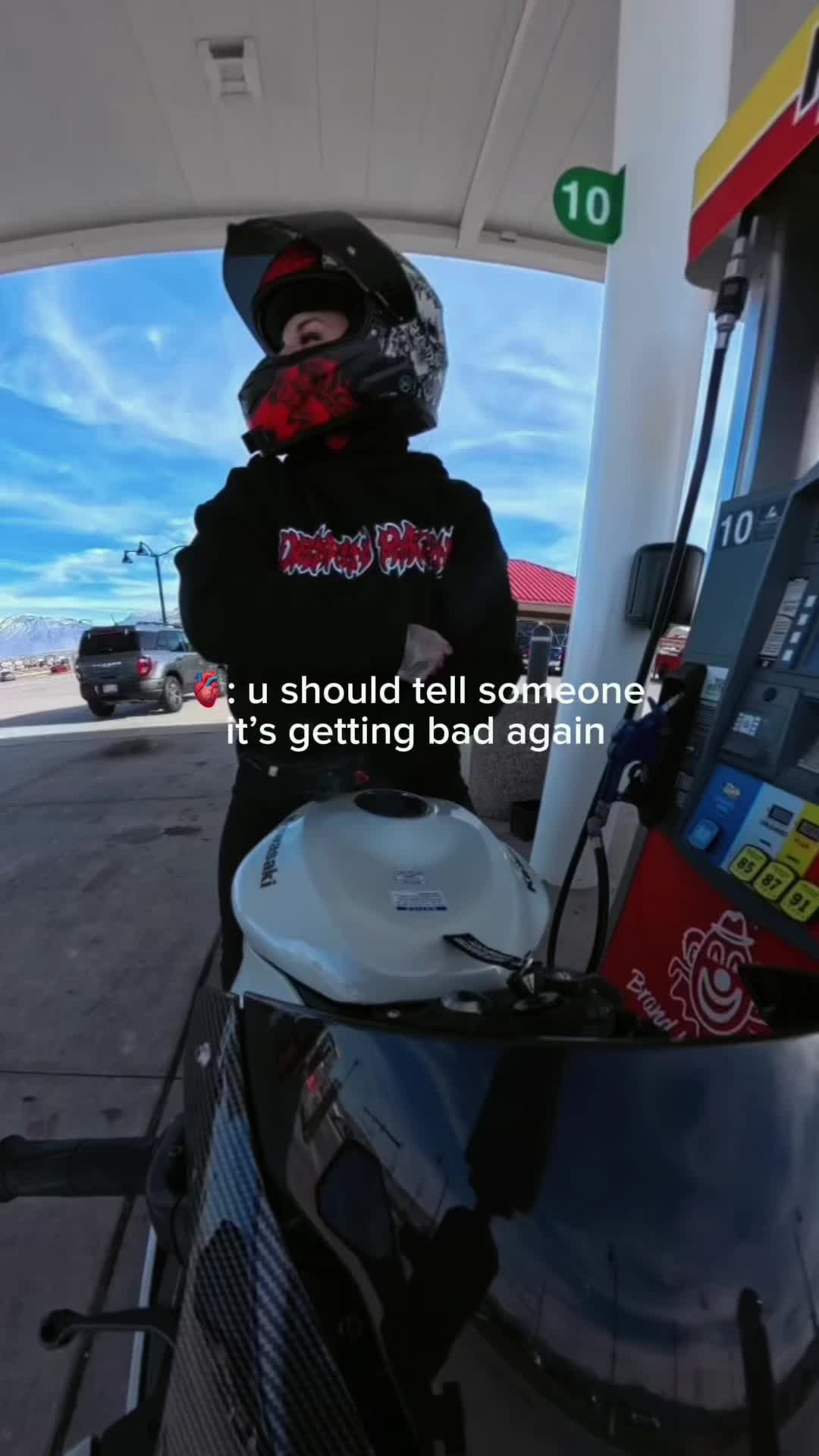 @zx_moto_mommy