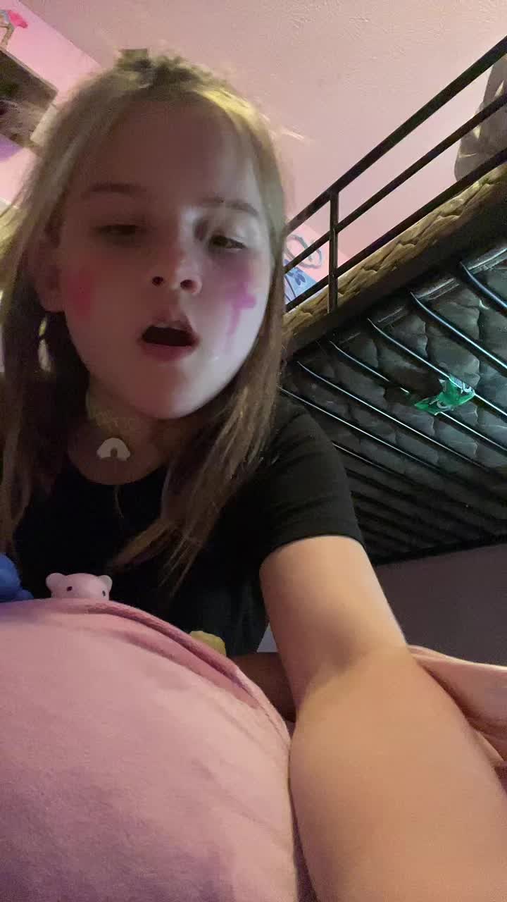 @elayna kukula
