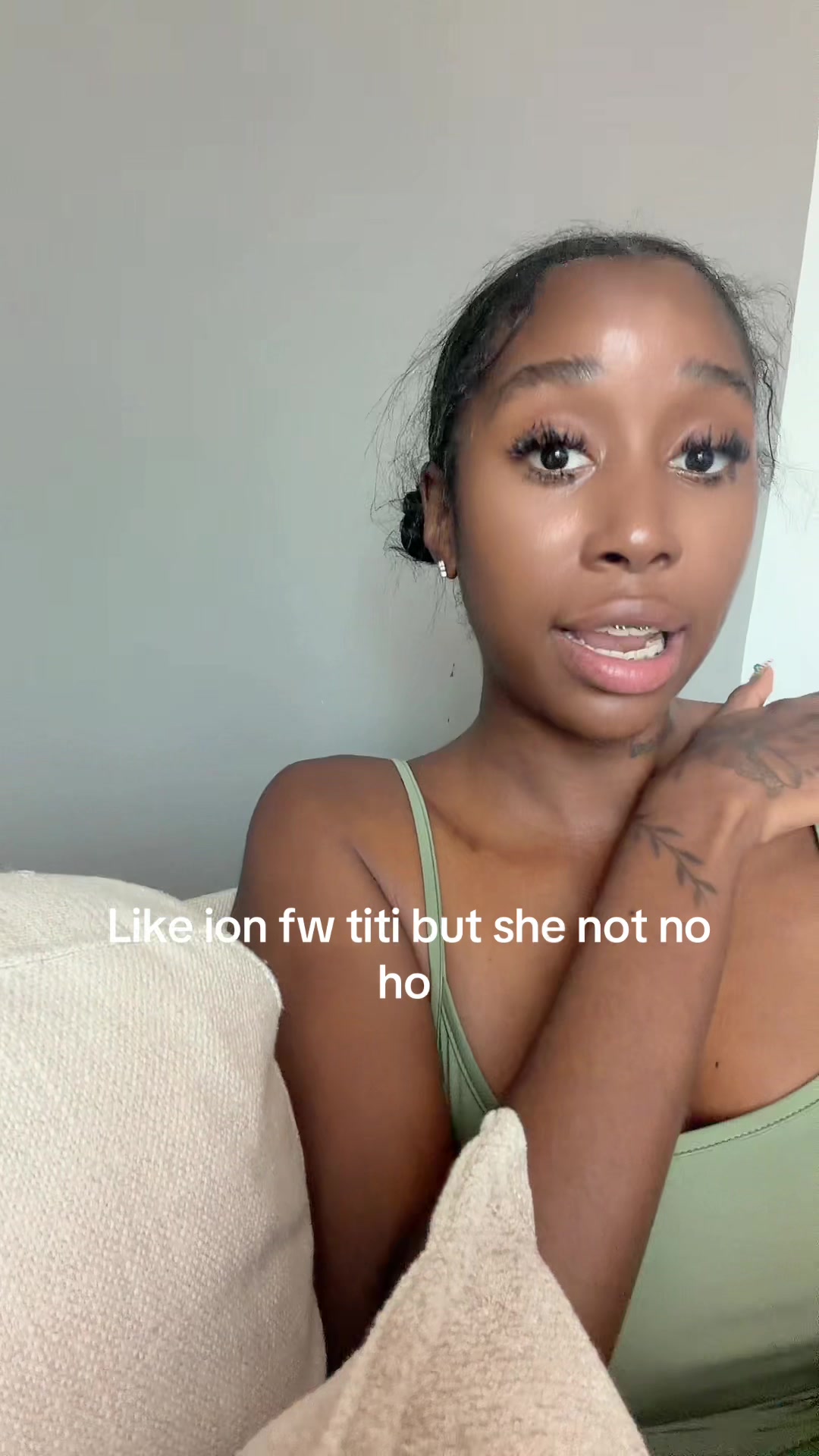 @Azsocute 💋