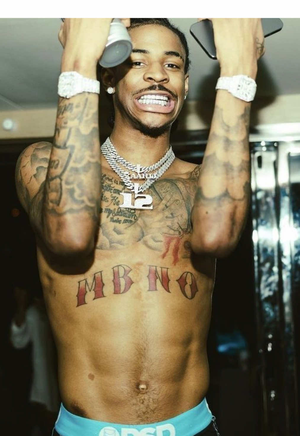 @𝘾𝙚𝙡𝙡𝙮