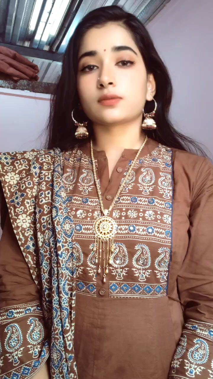 @🖤Soundarya🖤