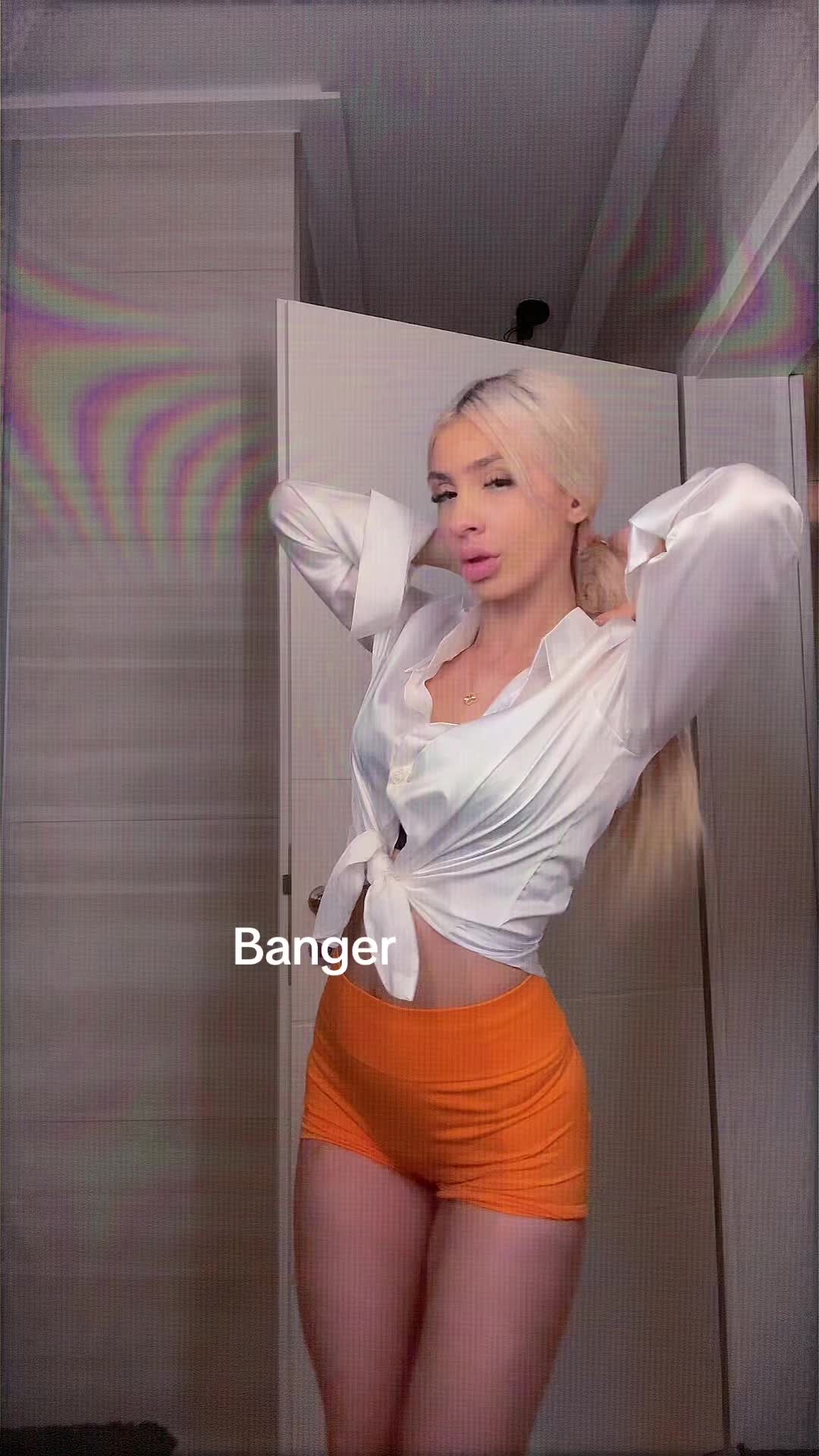 @Vazzzle