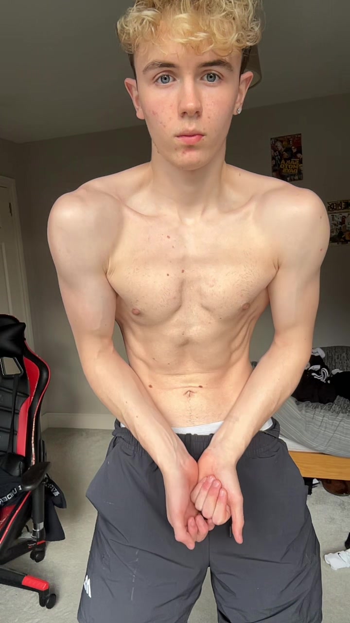@zhallo