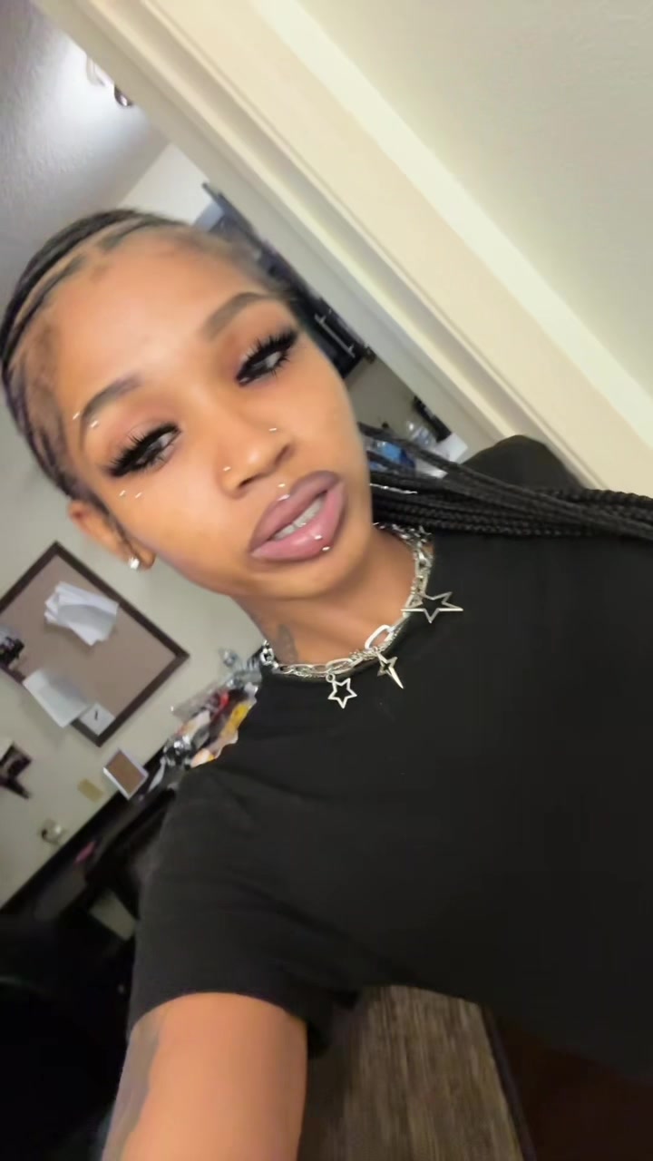 @Mi&rsquo;Yana Capri