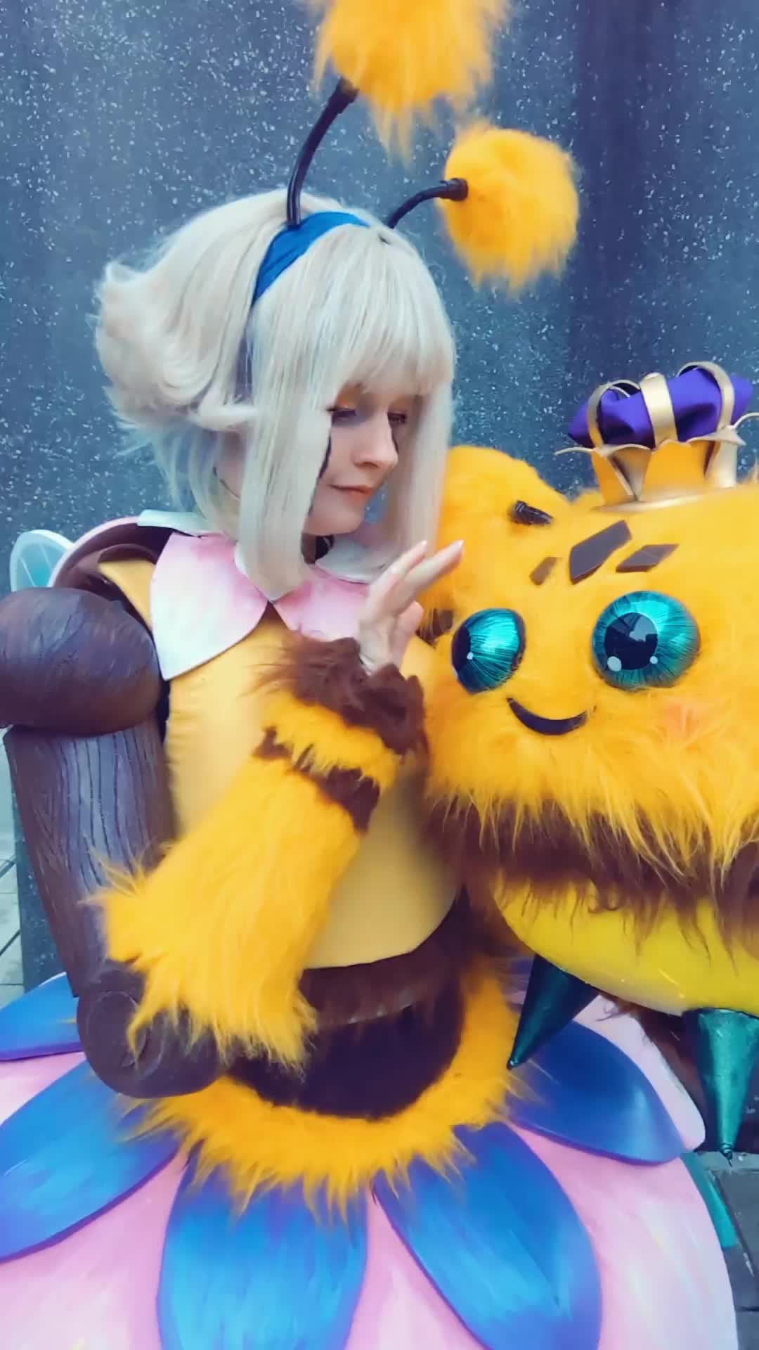 @ShadowBrightCosplay