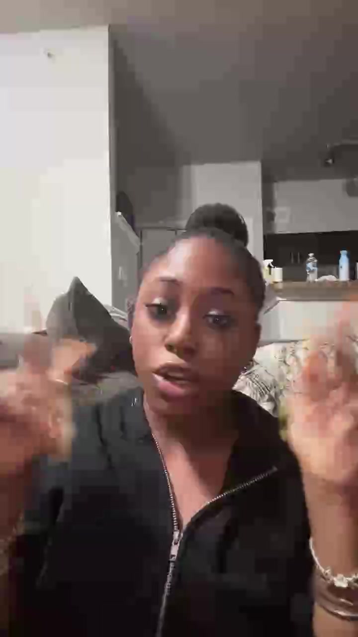 @kariecaa