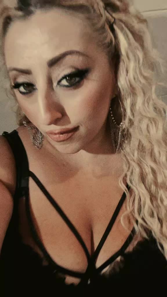 @👑LA DEA👑