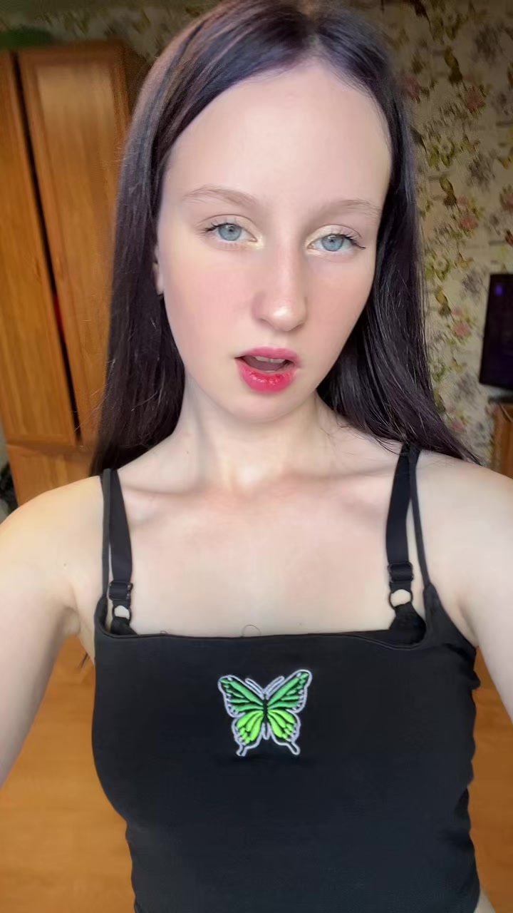 @KARINA:)