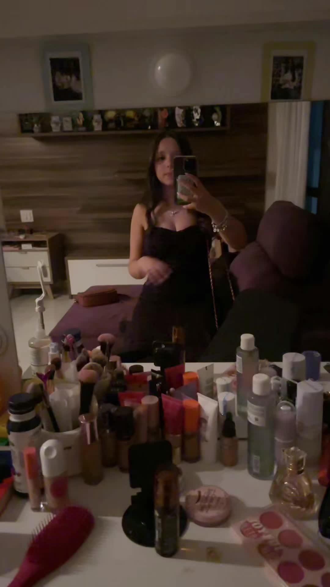 @Valenvlogs