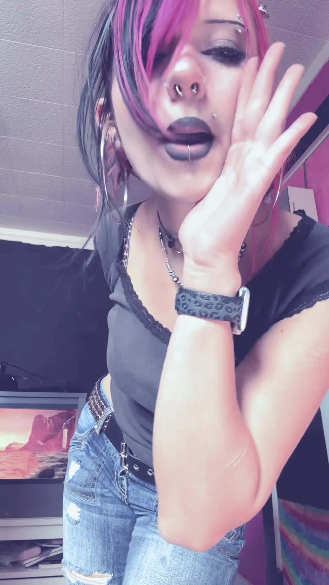 @veronica 🔪🖤