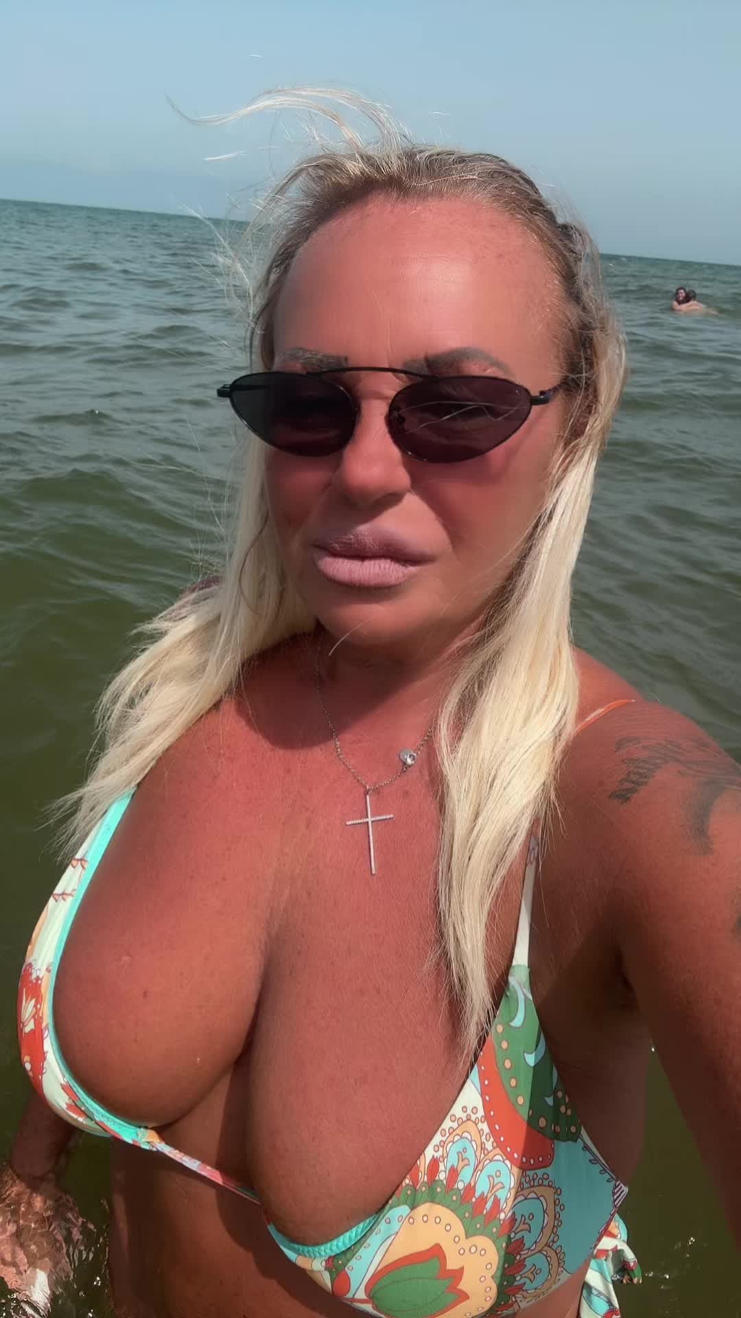 @Angela