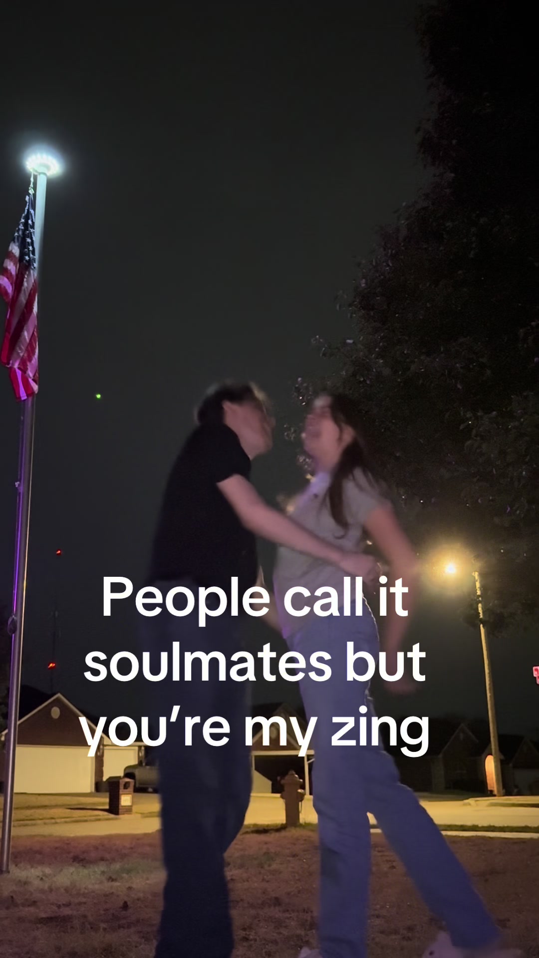 @𝕸.