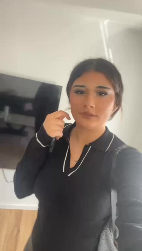 @😭💅