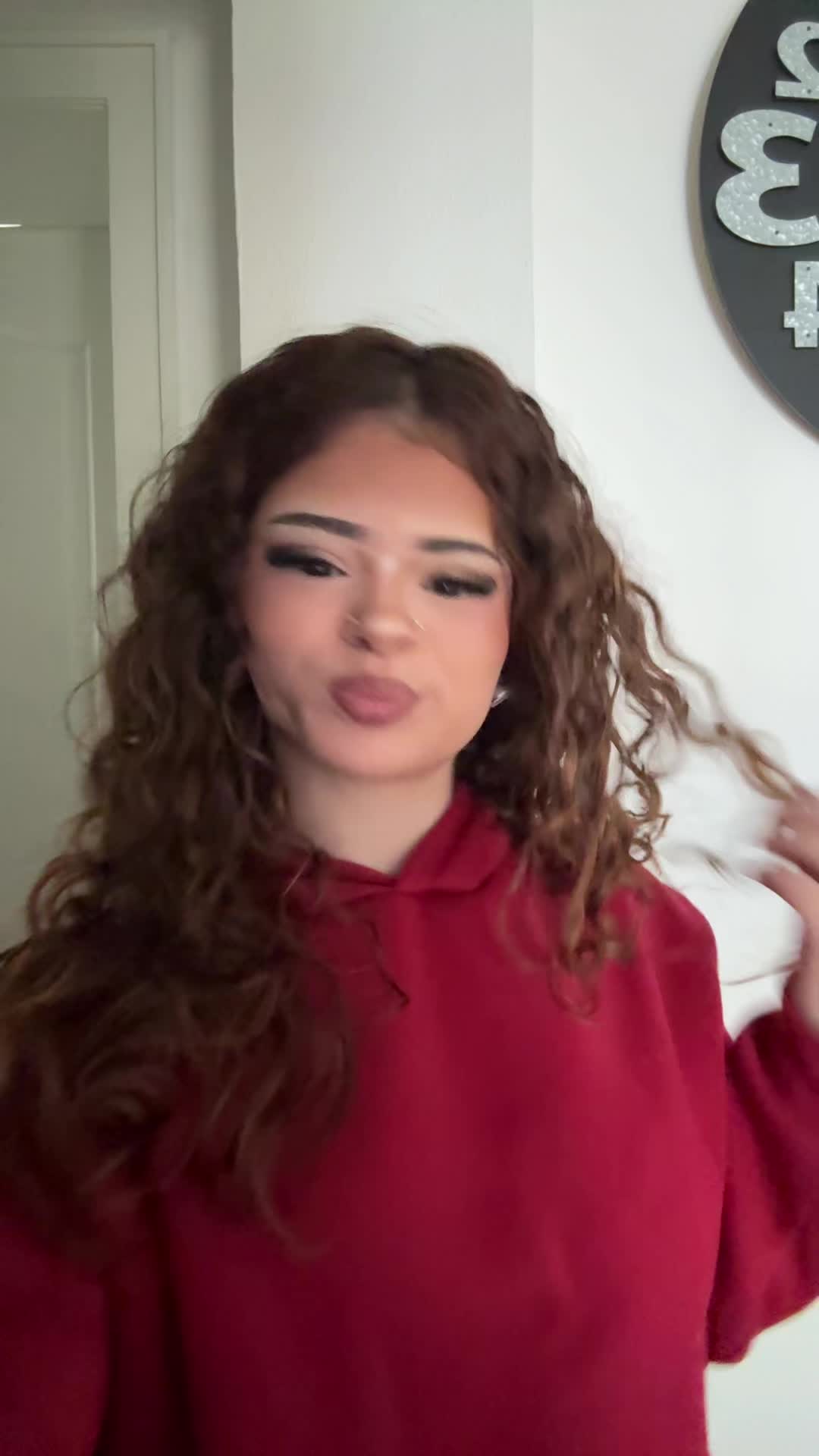 @vivi.trg_
