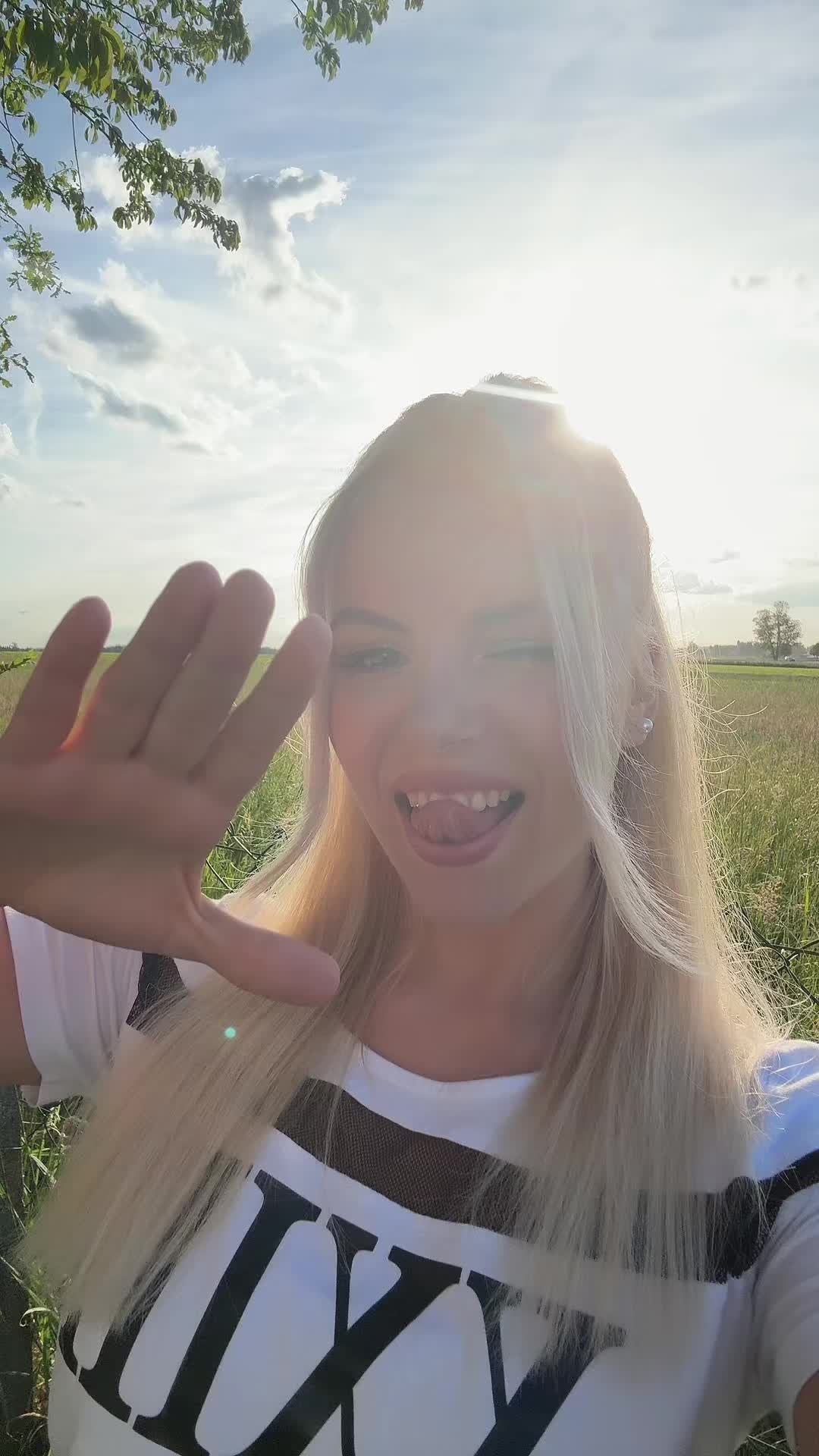@It’s-a me Louisa 🦋