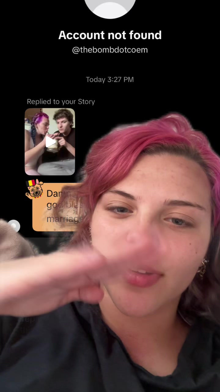 @:3